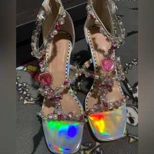 Astridd Iridescent Betsey Johnson heels